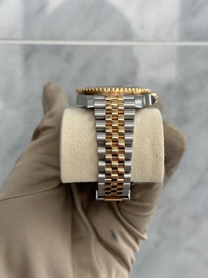 Rolex RLX GMT Master 2 "Bruce Wayne" - Image 2