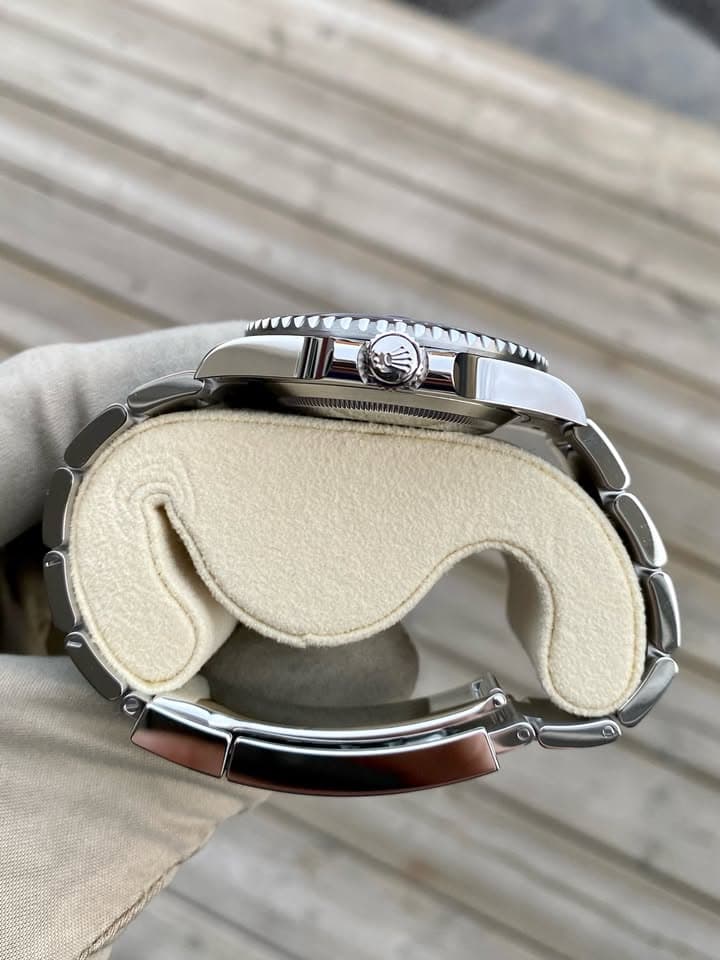 Rolex RLX Submariner "Black Dial" - Image 5