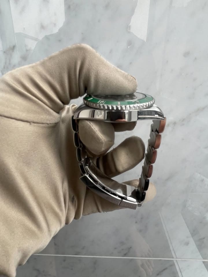 Rolex Submariner "Hulk" - Image 4