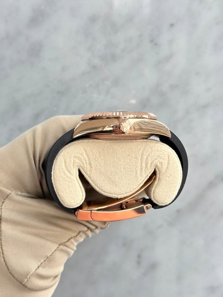 Rolex RLX Sky-Dweller Oysterflex - Image 5